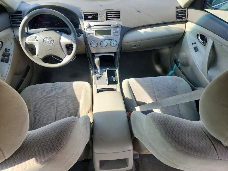 61735526 :رقم المزاد ، 4T4BF3EK3BR119581 vin ، 2011 Toyota Camry مزاد بيع