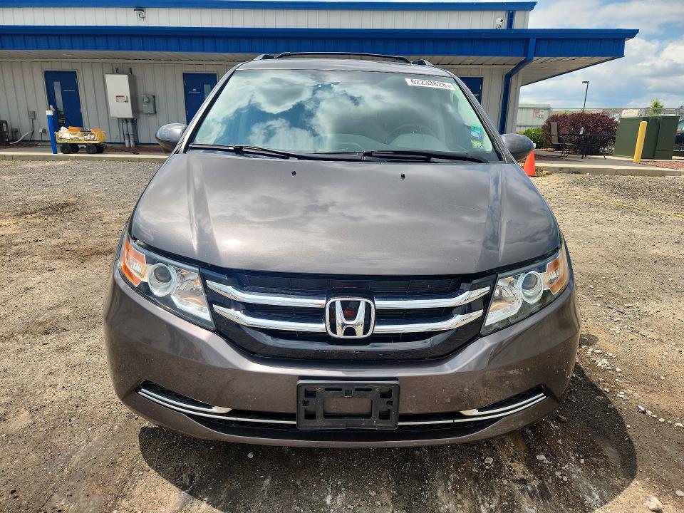 62233826 :رقم المزاد ، 5FNRL5H65EB031077 vin ، 2014 Honda Odyssey مزاد بيع