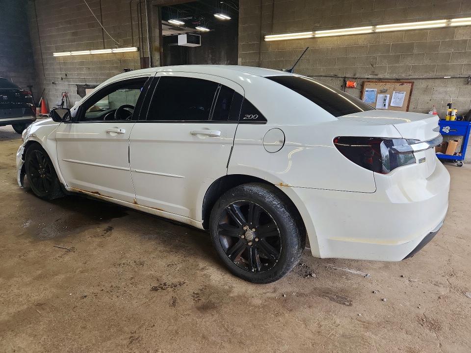 Auction sale of the 2012 Chrysler 200, vin: 1C3CCBBG8CN234327, lot number: 67694106