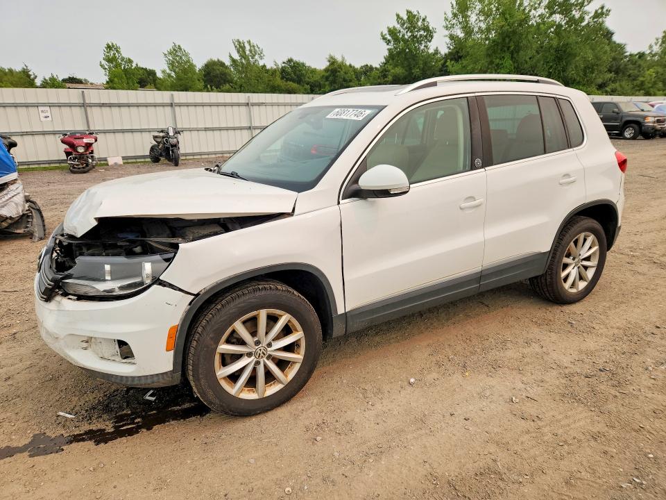 60817746 :رقم المزاد ، WVGSV7AX2HK015030 vin ، 2017 Volkswagen Tiguan مزاد بيع