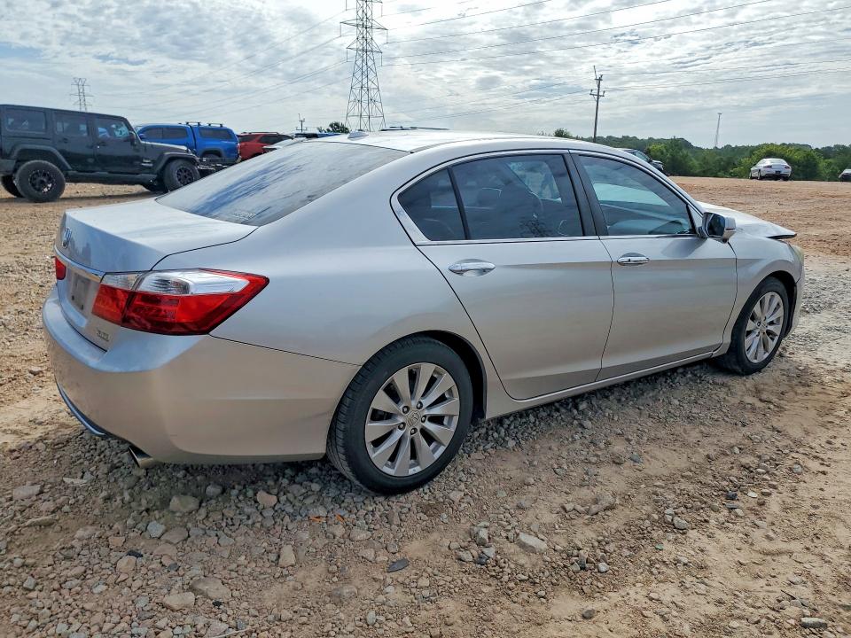 Aukcja sprzedaży 2015 Honda Accord, vin: 1HGCR2F8XFA120985, numer aukcji: 61487756