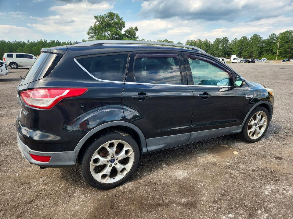 60522656 :رقم المزاد ، 1FMCU9J9XEUB52740 vin ، 2014 Ford Escape مزاد بيع