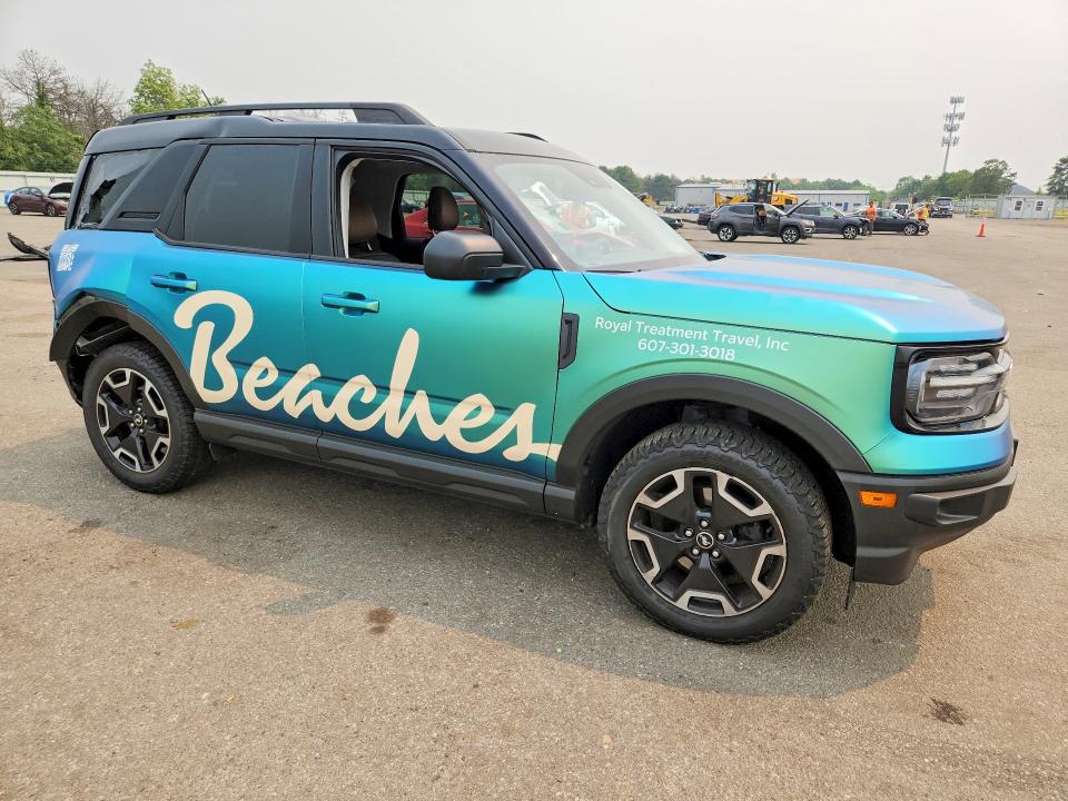 Продаж на аукціоні авто 2021 Ford Bronco Sport, vin: 3FMCR9C61MRA57705, номер лоту: 61386416