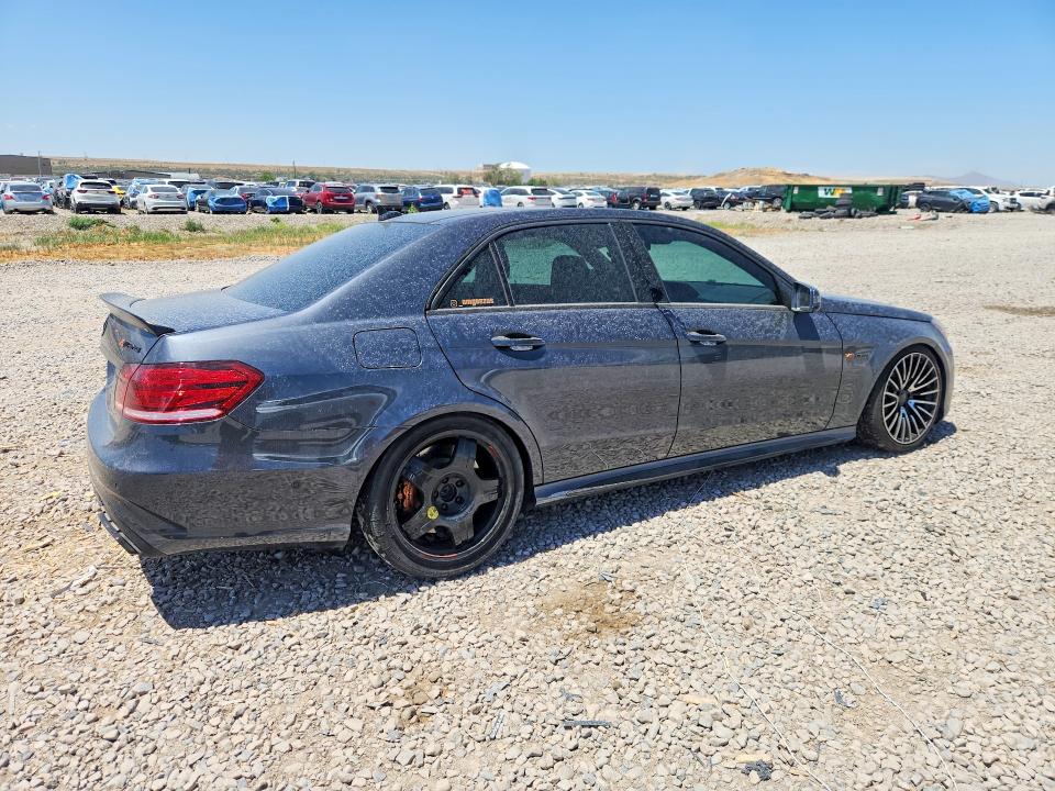 60698746 :رقم المزاد ، WDDHF7GBXEA981317 vin ، 2014 Mercedes-benz E مزاد بيع