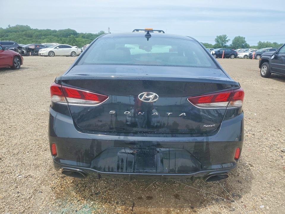 60386856 :رقم المزاد ، 5NPE34AF2JH727703 vin ، 2018 Hyundai Sonata مزاد بيع