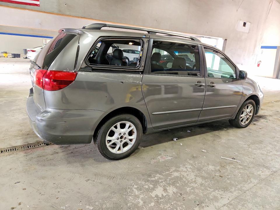 2005 Toyota Sienna მანქანა იყიდება აუქციონზე, vin: 5TDBA22CX5S034850, აუქციონის ნომერი: 61674466