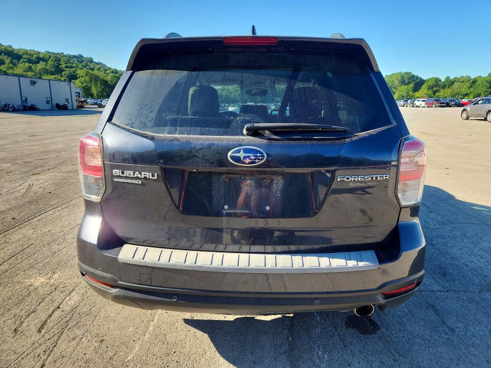 Продажа на аукционе авто 2018 Subaru Forester, vin: JF2SJARC1JH421173, номер лота: 62725646