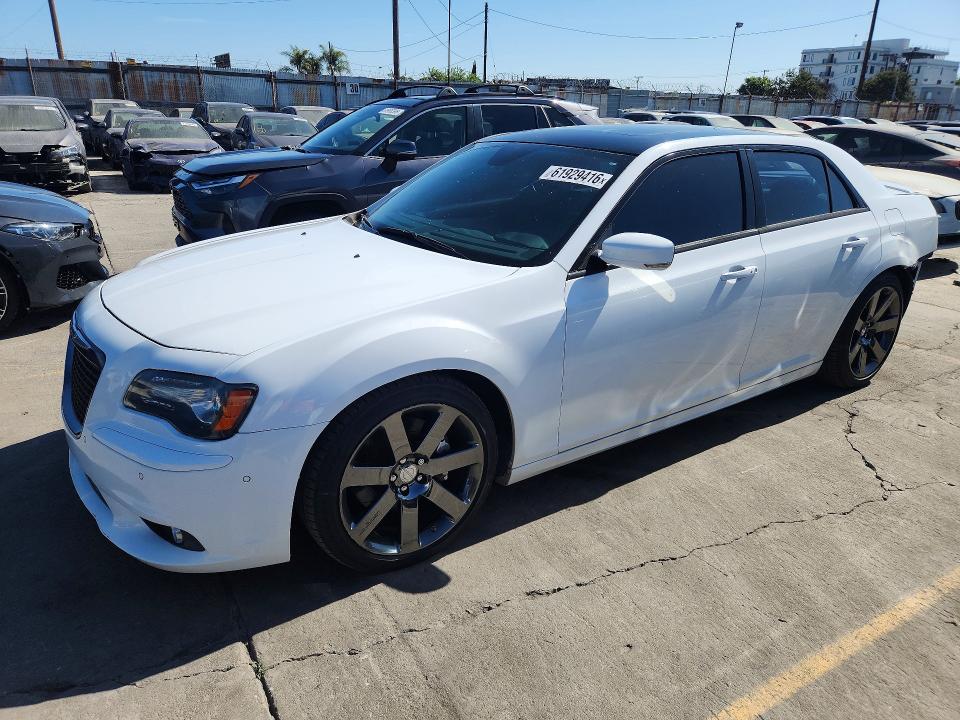 Auction sale of the 2014 Chrysler 300, vin: 2C3CCAFJ7EH257870, lot number: 61929416