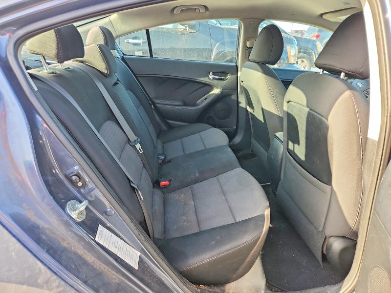 2015 Kia Forte მანქანა იყიდება აუქციონზე, vin: KNAFX4A66F5367722, აუქციონის ნომერი: 61569966