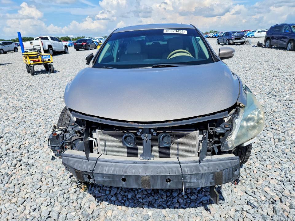 2013 Nissan Altima მანქანა იყიდება აუქციონზე, vin: 1N4AL3AP5DN552472, აუქციონის ნომერი: 59873456