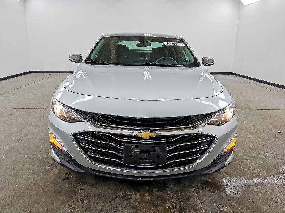 Продажа на аукционе авто 2020 Chevrolet Malibu, vin: 1G1ZC5ST4LF082585, номер лота: 62273366