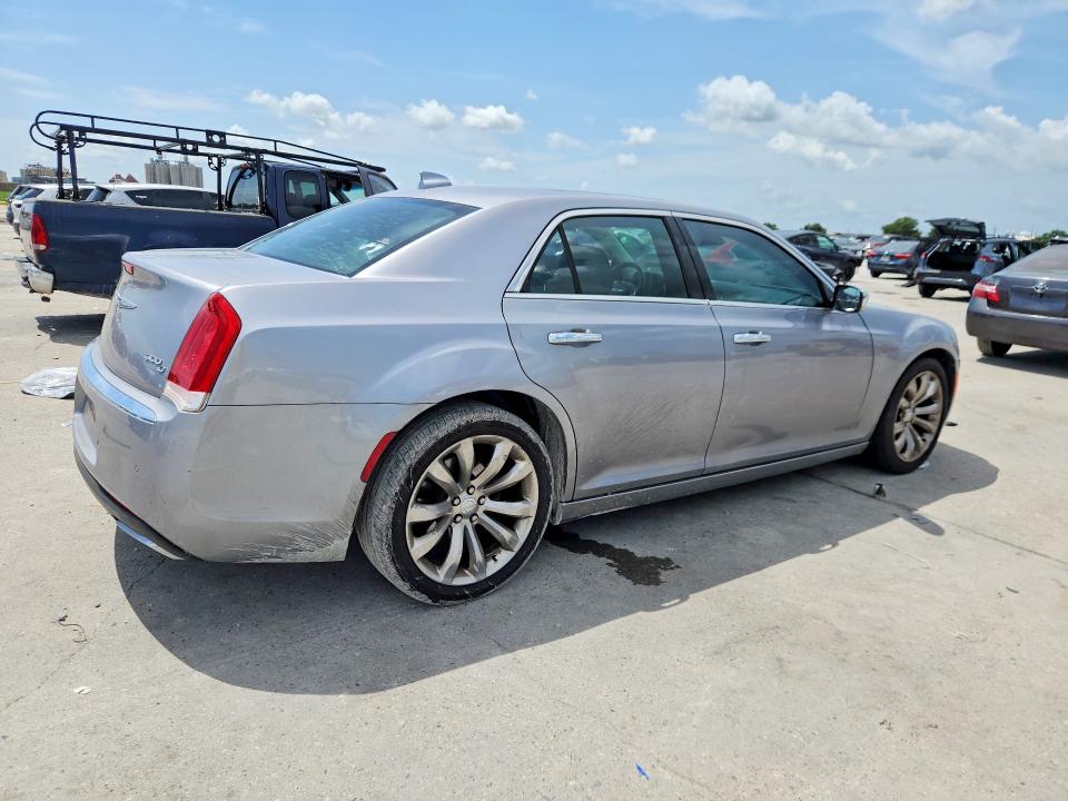 Продаж на аукціоні авто 2015 Chrysler 300c, vin: 2C3CCAEG3FH882807, номер лоту: 61211586