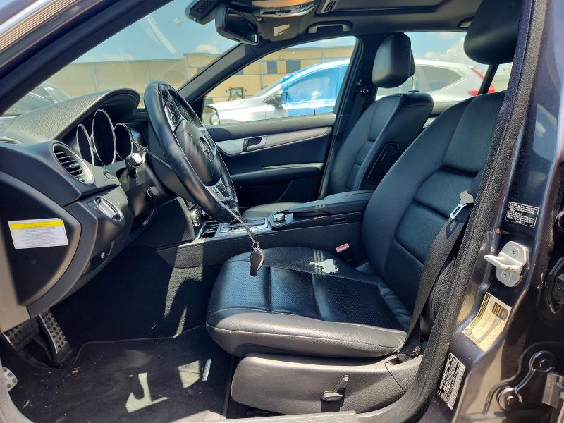2013 Mercedes-benz C მანქანა იყიდება აუქციონზე, vin: WDDGF4HB6DR266348, აუქციონის ნომერი: 59778906