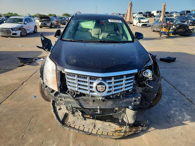 61805246 :رقم المزاد ، 3GYFNCE32GS550166 vin ، 2016 Cadillac Srx مزاد بيع