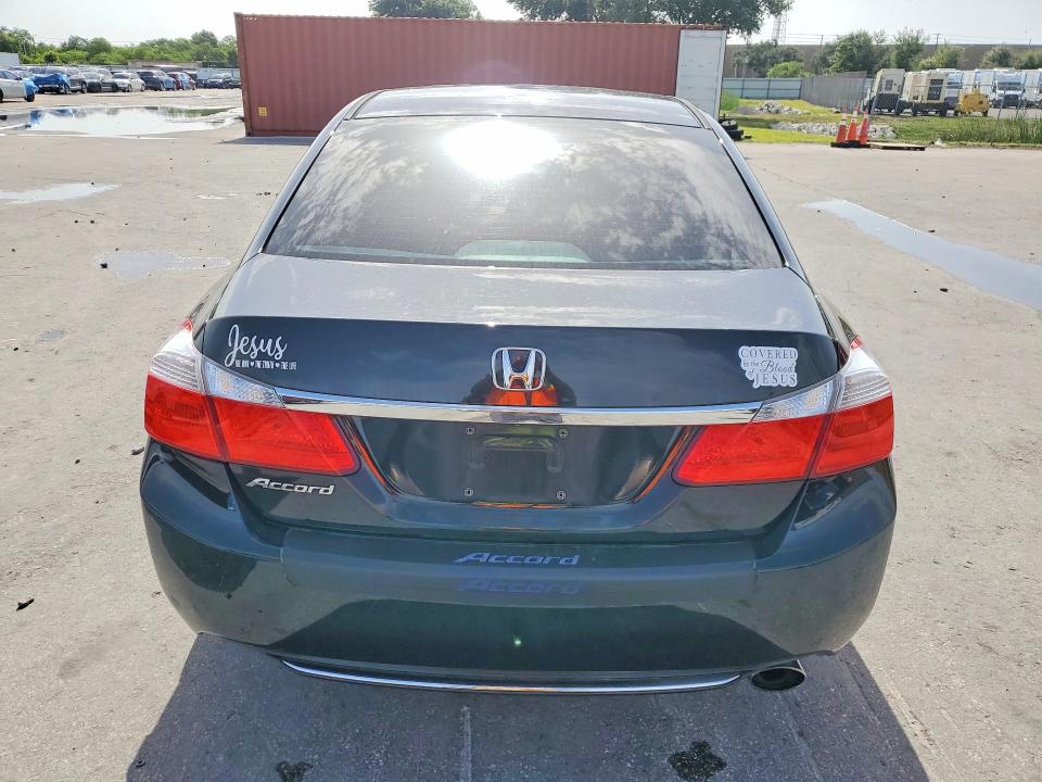 Продажа на аукционе авто 2013 Honda Accord, vin: 1HGCR2F74DA137432, номер лота: 61072066