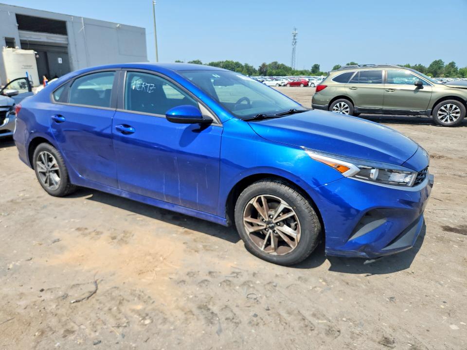 2023 Kia Forte მანქანა იყიდება აუქციონზე, vin: 3KPF24AD8PE626703, აუქციონის ნომერი: 59788546