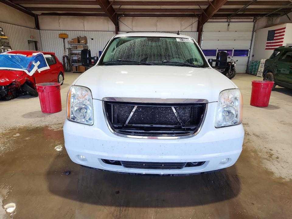 61150666 :رقم المزاد ، 1GKFK13078R133873 vin ، 2008 Gmc Yukon مزاد بيع