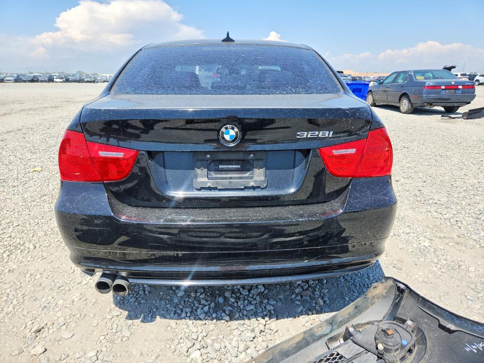 61208686 :رقم المزاد ، WBAPK7G54BNN87146 vin ، 2011 Bmw 328 مزاد بيع