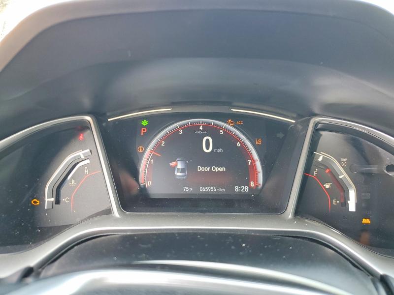60956746 :رقم المزاد ، 19XFC2F80LE213732 vin ، 2020 Honda Civic مزاد بيع