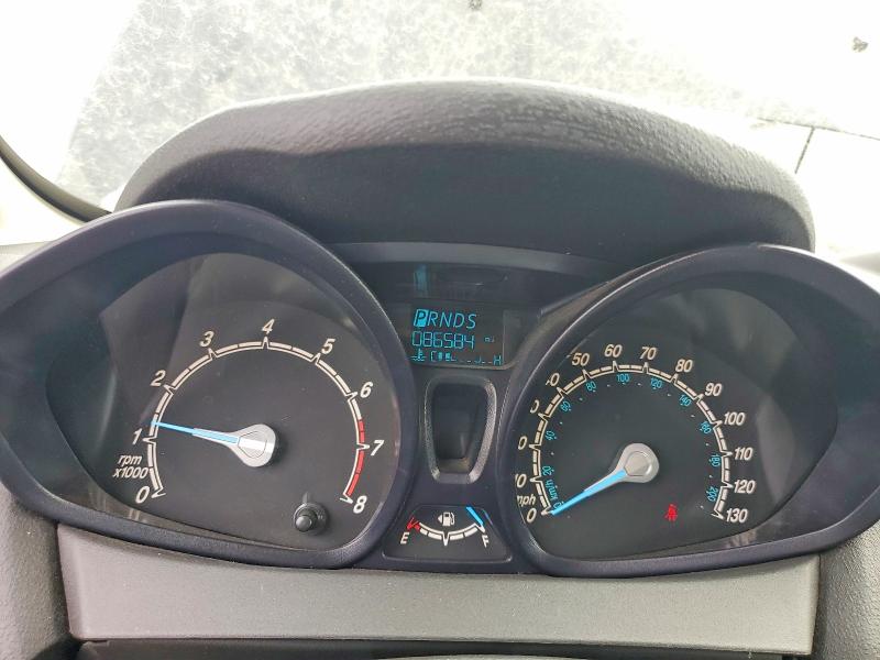 60127976 :رقم المزاد ، 3FADP4AJ8FM195921 vin ، 2015 Ford Fiesta مزاد بيع