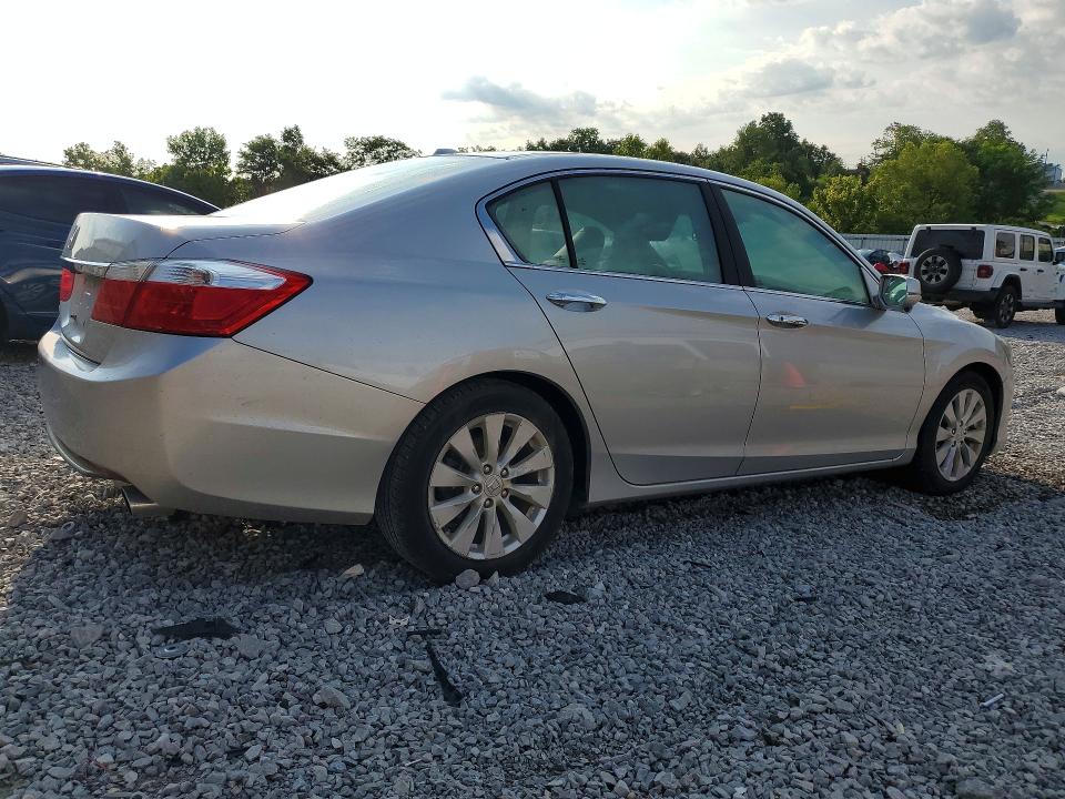 Продажа на аукционе авто 2013 Honda Accord, vin: 1HGCR2F85DA062524, номер лота: 62128726