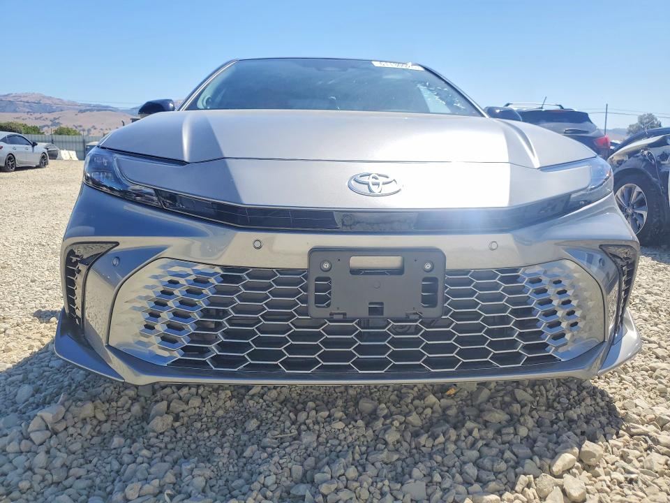 2026 Toyota Camry მანქანა იყიდება აუქციონზე, vin: 4T1DAACKXTU322672, აუქციონის ნომერი: 61130026