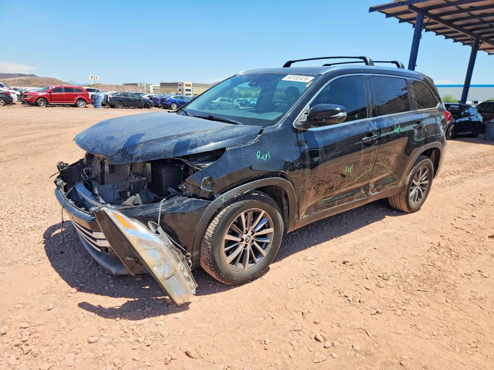 2019 Toyota Highlander მანქანა იყიდება აუქციონზე, vin: 5TDKZRFH4KS559213, აუქციონის ნომერი: 60185926