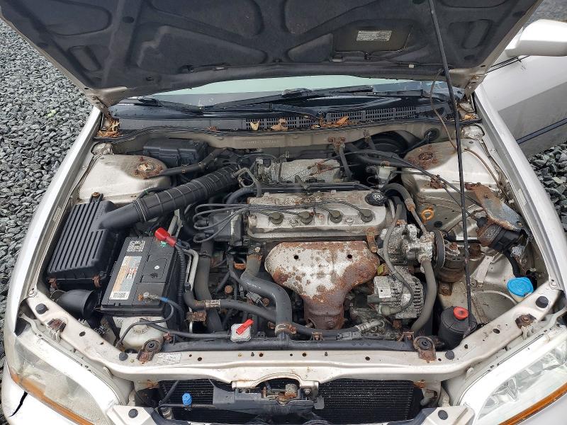 1998 Honda Accord მანქანა იყიდება აუქციონზე, vin: 1HGCG5641WA007351, აუქციონის ნომერი: 61377586