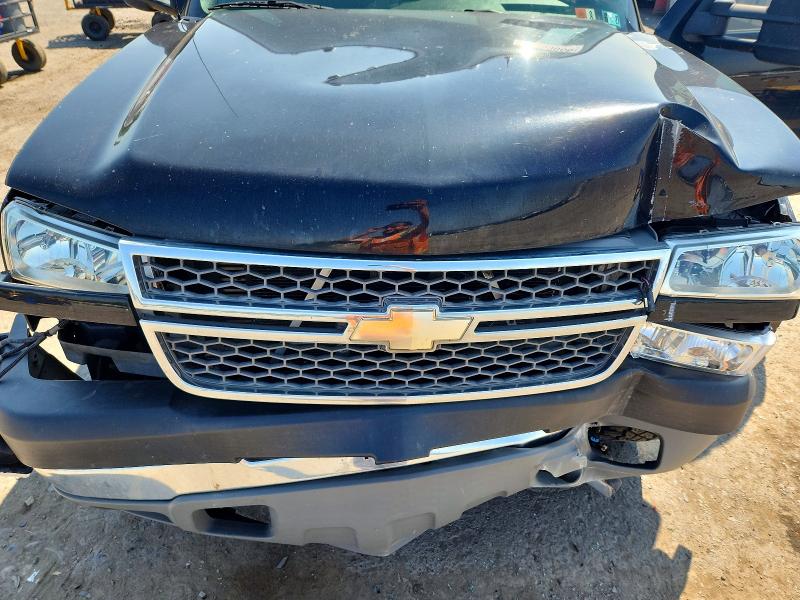 2005 Chevrolet Silverado მანქანა იყიდება აუქციონზე, vin: 1GCHK29275E333609, აუქციონის ნომერი: 61353066