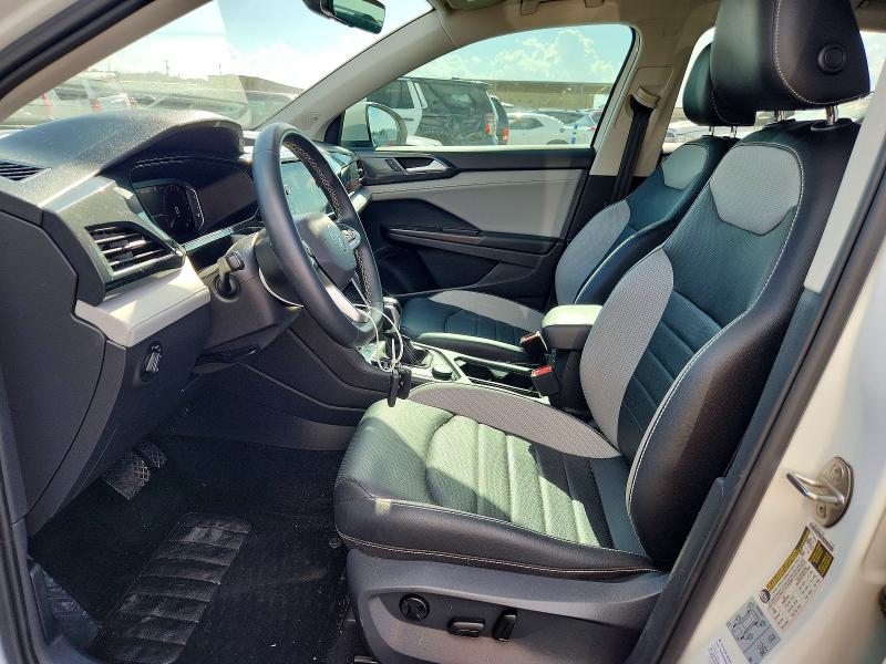2022 Volkswagen Taos მანქანა იყიდება აუქციონზე, vin: 3VV2X7B24NM045900, აუქციონის ნომერი: 60010226
