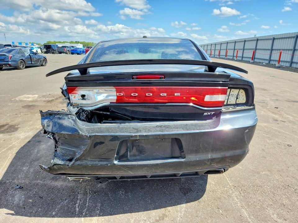 58988646 :رقم المزاد ، 2C3CDXHG0EH210939 vin ، 2014 Dodge Charger مزاد بيع