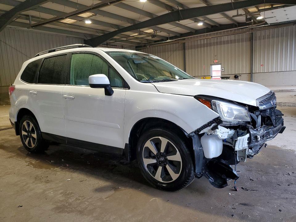 Продажа на аукционе авто 2017 Subaru Forester, vin: JF2SJARC9HH420735, номер лота: 61929986