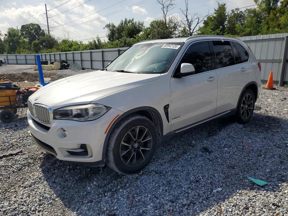 62042126 :رقم المزاد ، 5UXKR2C3XH0X05351 vin ، 2017 Bmw X5 مزاد بيع