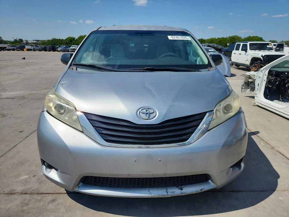 Aukcja sprzedaży 2011 Toyota Sienna, vin: 5TDKK3DC7BS022750, numer aukcji: 62401826