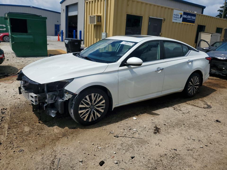 60132896 :رقم المزاد ، 1N4BL4DV4PN360002 vin ، 2023 Nissan Altima مزاد بيع
