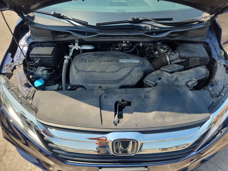 60957196 :رقم المزاد ، 5FNRL6H79KB113517 vin ، 2019 Honda Odyssey مزاد بيع
