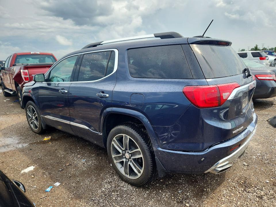 62328706 :رقم المزاد ، 1GKKNXLS1JZ156551 vin ، 2018 Gmc Acadia مزاد بيع