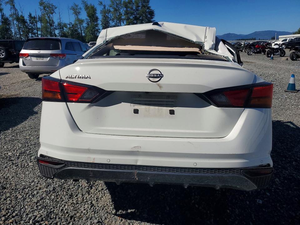 Auction sale of the 2026 Nissan Altima, vin: 1N4BL4DV9TN326003, lot number: 63257556