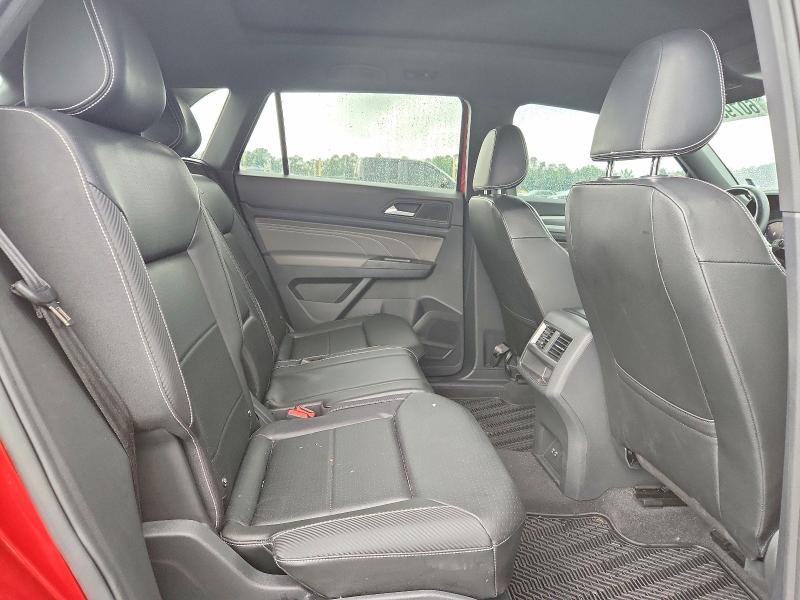60795236 :رقم المزاد ، 1V2SE2CA9NC223247 vin ، 2022 Volkswagen Atlas Cross Sport مزاد بيع