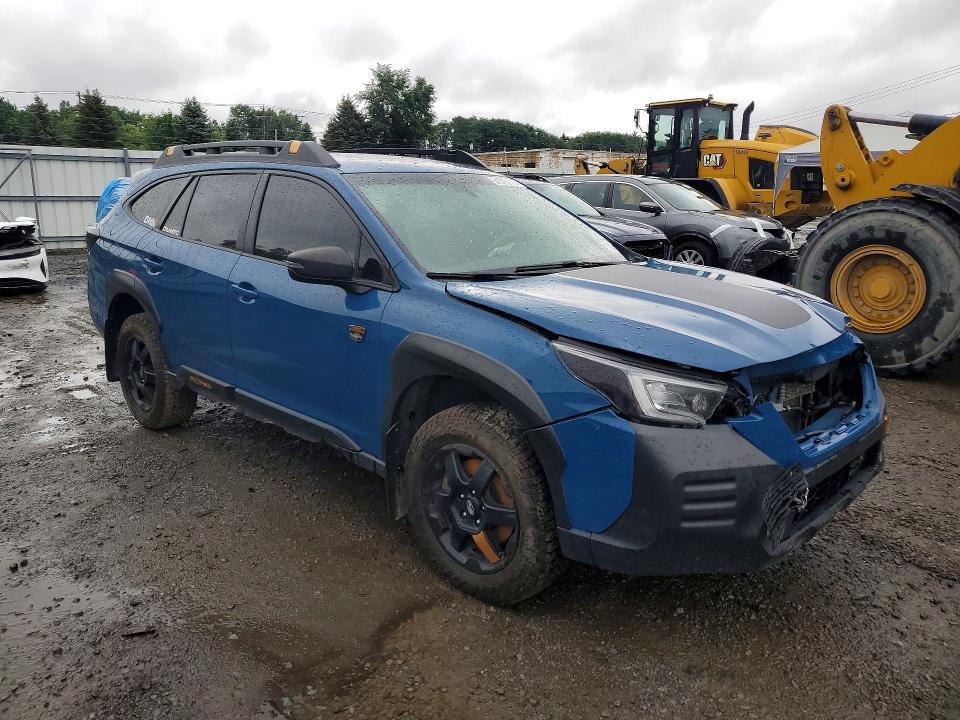 61376316 :رقم المزاد ، 4S4BTGSD8N3178703 vin ، 2022 Subaru Outback مزاد بيع