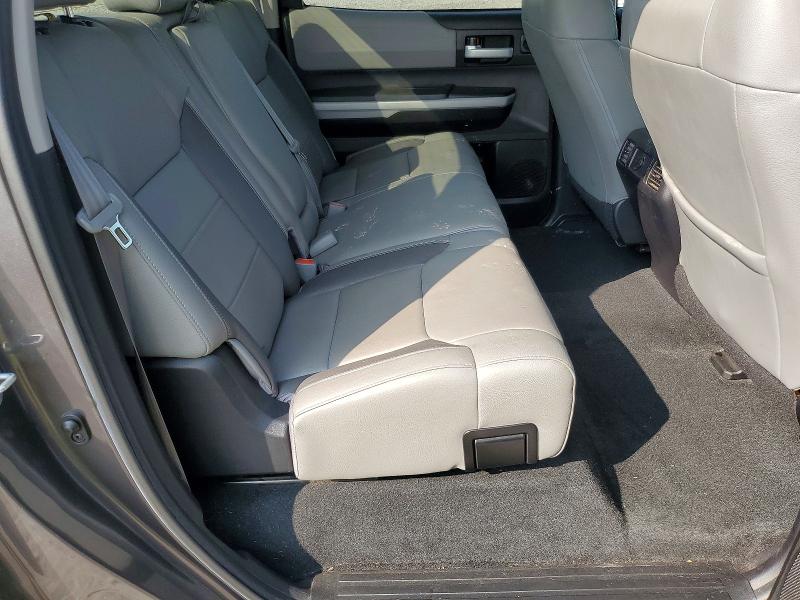 61856406 :رقم المزاد ، 5TFHY5F18MX043605 vin ، 2021 Toyota Tundra مزاد بيع