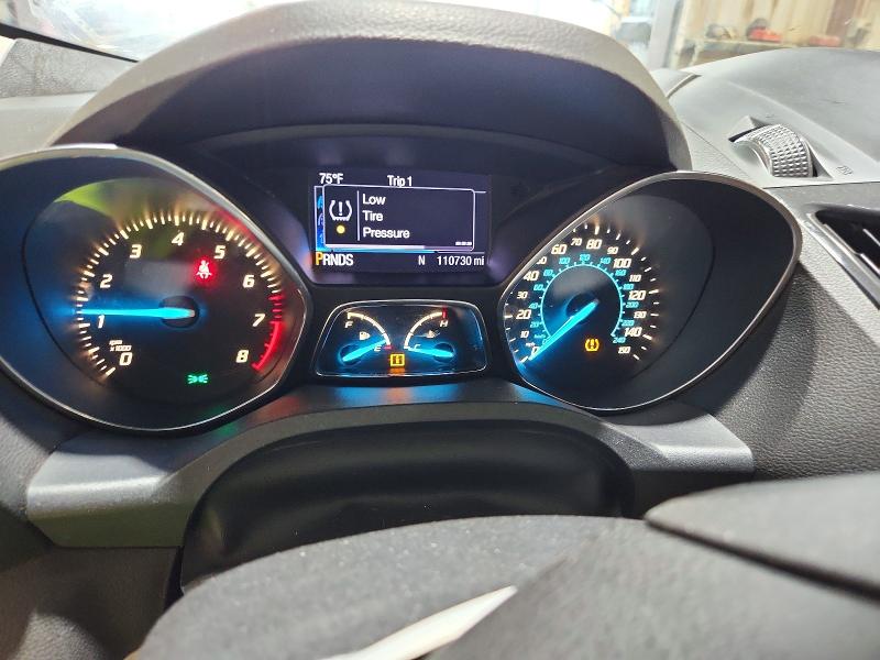 2013 Ford Escape მანქანა იყიდება აუქციონზე, vin: 1FMCU0HX7DUB47574, აუქციონის ნომერი: 61147376