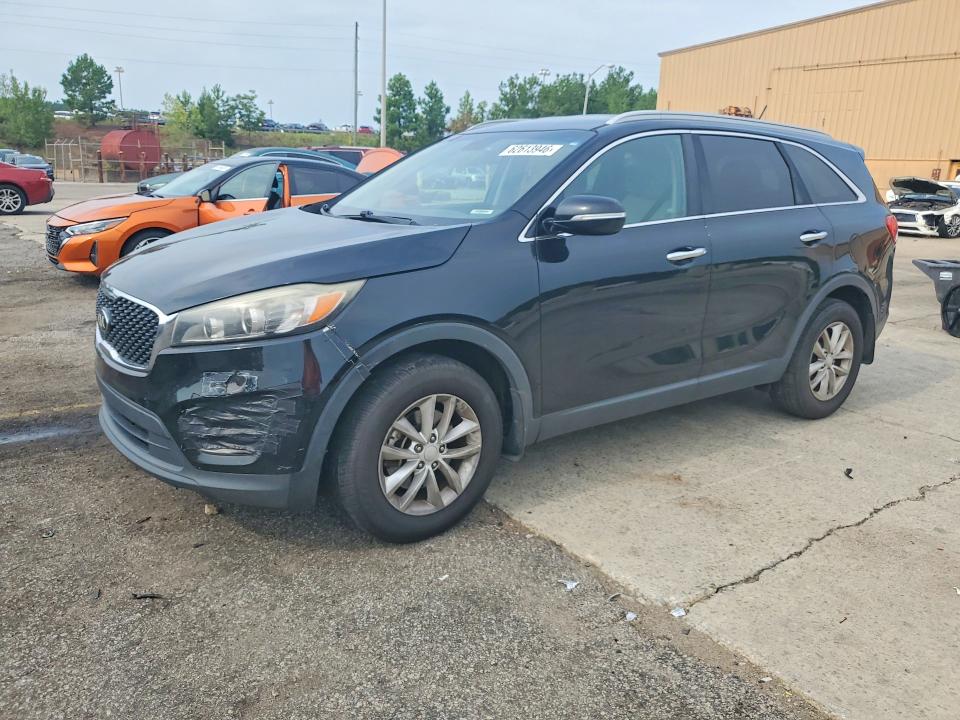 62613946 :رقم المزاد ، 5XYPG4A38HG224410 vin ، 2017 Kia Sorento مزاد بيع