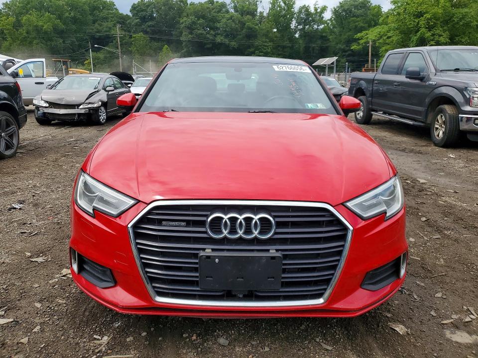 Продажа на аукционе авто 2018 Audi A3, vin: WAUB8GFFXJ1072533, номер лота: 62766056