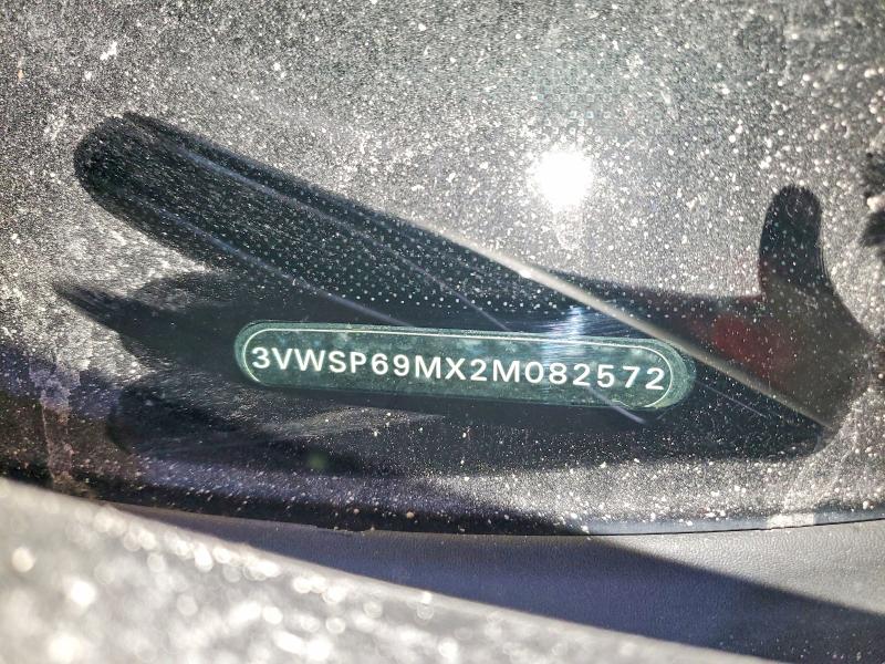 60387076 :رقم المزاد ، 3VWSP69MX2M082572 vin ، 2002 Volkswagen Jetta مزاد بيع