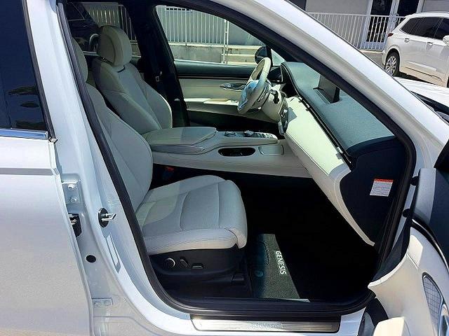 61813556 :رقم المزاد ، 5NMMCET15SH005210 vin ، 2025 Genesis G70 مزاد بيع