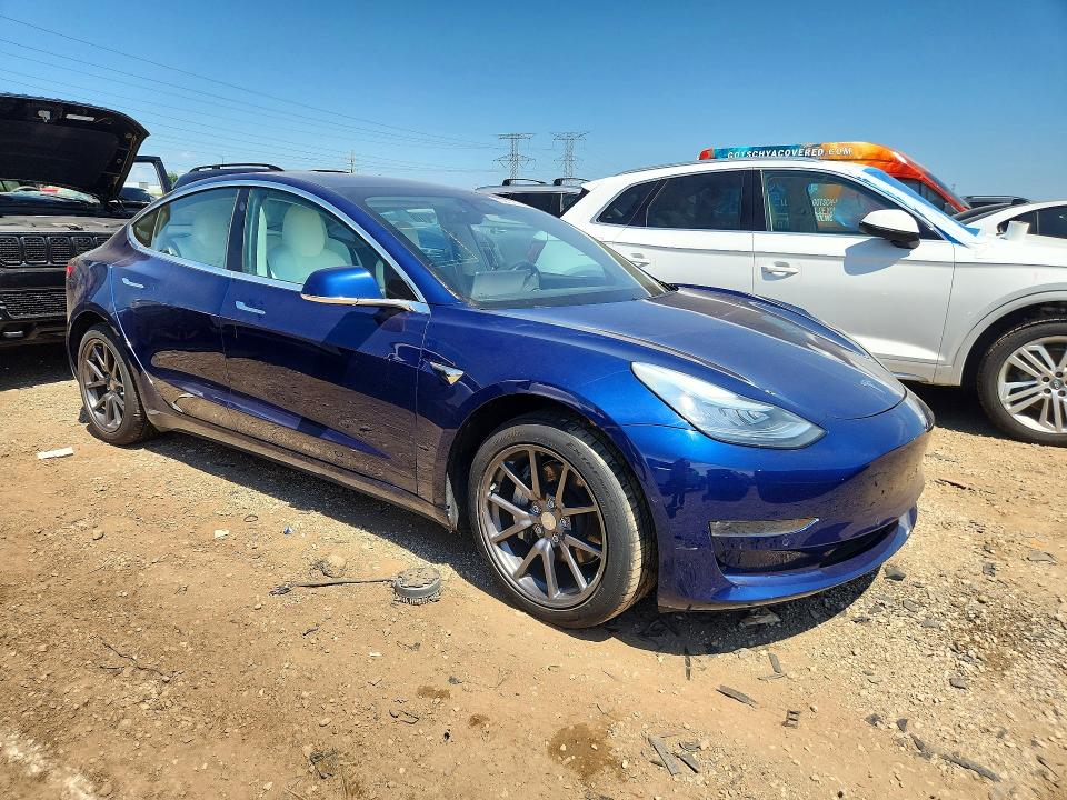 Продажа на аукционе авто 2018 Tesla Model 3, vin: 5YJ3E1EB2JF086204, номер лота: 60211076