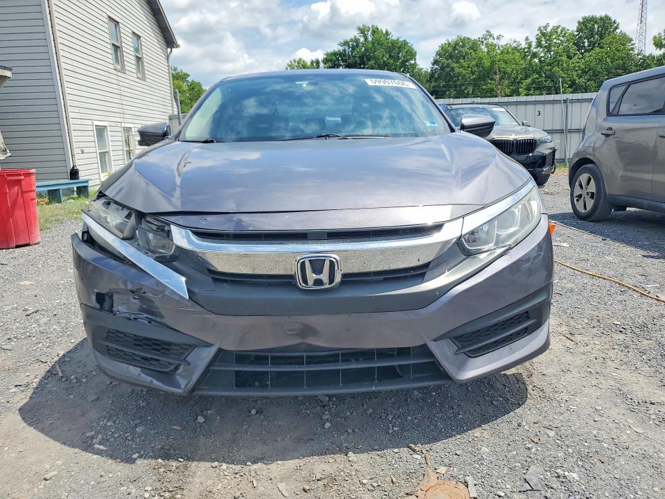 59907606 :رقم المزاد ، 2HGFC2F72JH608862 vin ، 2018 Honda Civic مزاد بيع