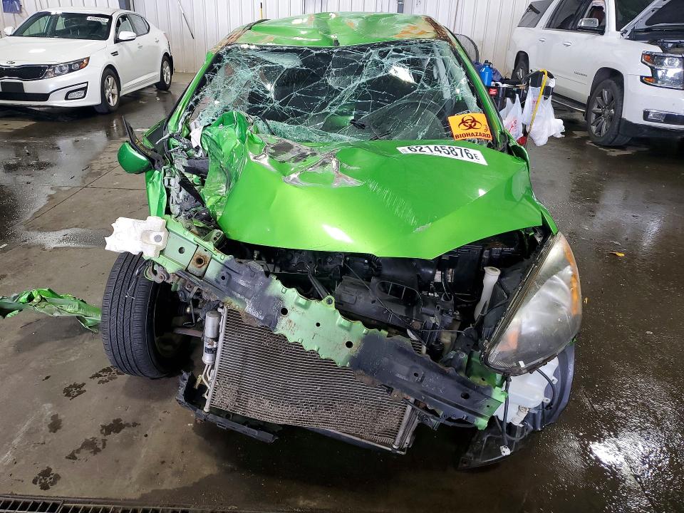 2011 Mazda Mazda2 მანქანა იყიდება აუქციონზე, vin: JM1DE1HY3B0123247, აუქციონის ნომერი: 62145876