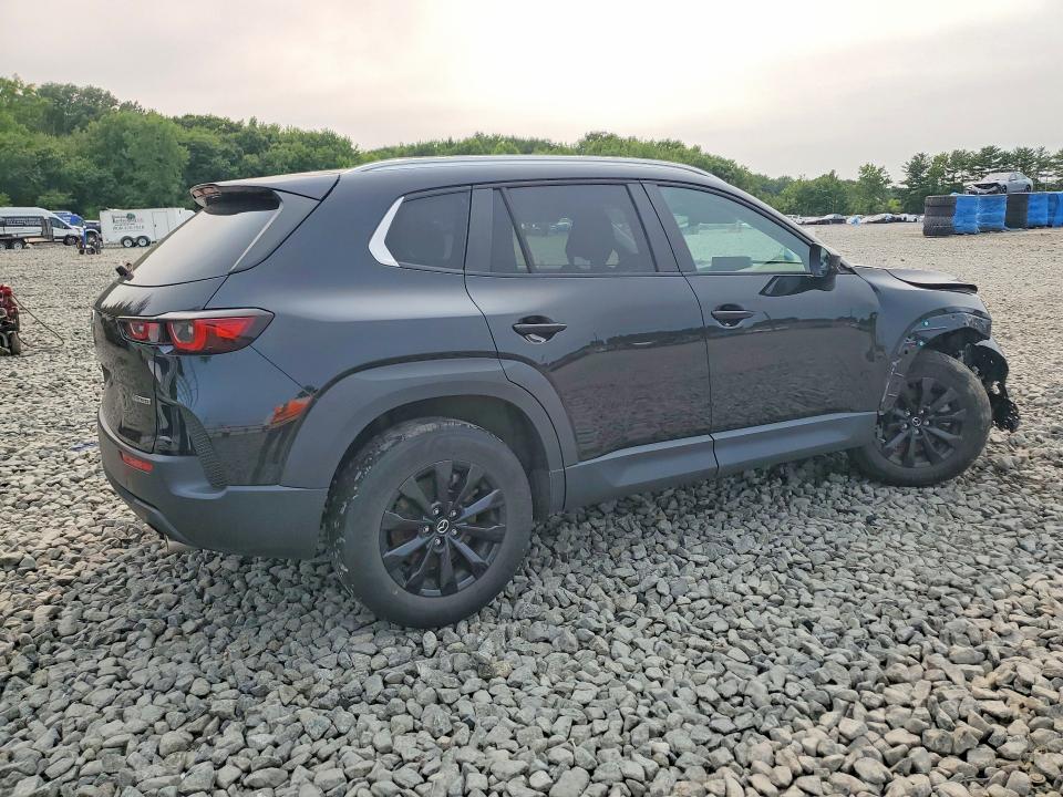 60672426 :رقم المزاد ، 7MMVABCM4PN133547 vin ، 2023 Mazda Cx-50 مزاد بيع